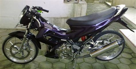 Modifikasi motor karisma warna hitam. Gambar Modifikasi Motor Satria FU (F150) Warna Hitam ...