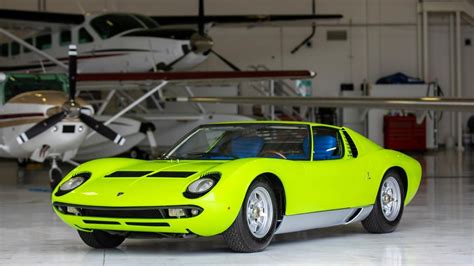 Someone Will Pay A Ton Of Money For This Green On Blue 1968 Lamborghini