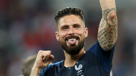 Latest on chelsea forward olivier giroud including news, stats, videos, highlights and more on espn. France 1 Uruguay 0: Giroud hits the spot after Mbappe injury blow