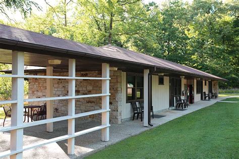 Delightfully Historic And Rustic Lodging Mammoth Cave Lodge Mammoth