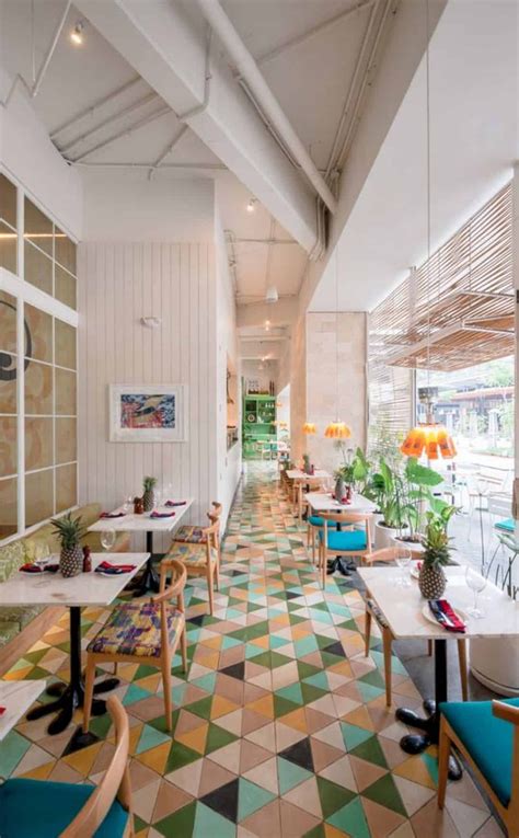Small Restaurant Interior Design Themes Small Restaurant Cafe Bar