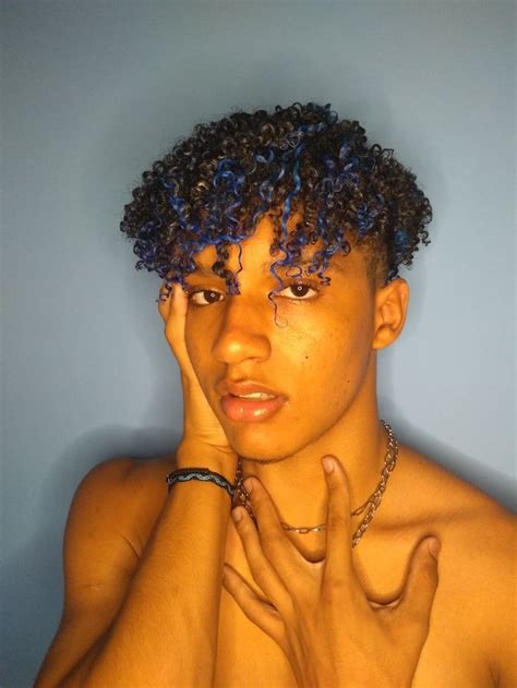 Cabelo Crespo Afro Azul Cabelo Masculino Com Topete Barba E Cabelo Cabelo Azul Masculino