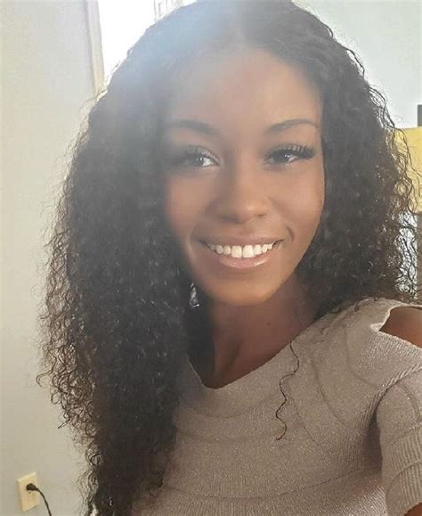 Scammer With Photos Of Jezabel Vessir