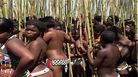 Zulu Girls Exposing Pussy In Reed Dance Top Adult Site Pictures