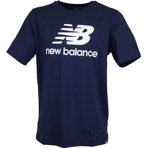 New Balance T Shirt Essentials Stacked Dunkelblau Hier Bestellen