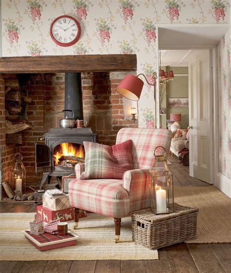English Country Cottage Style Decorating Country Cottage Shabby Chic
