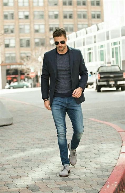 Effortless Outfit Ideas For Stylish Men In