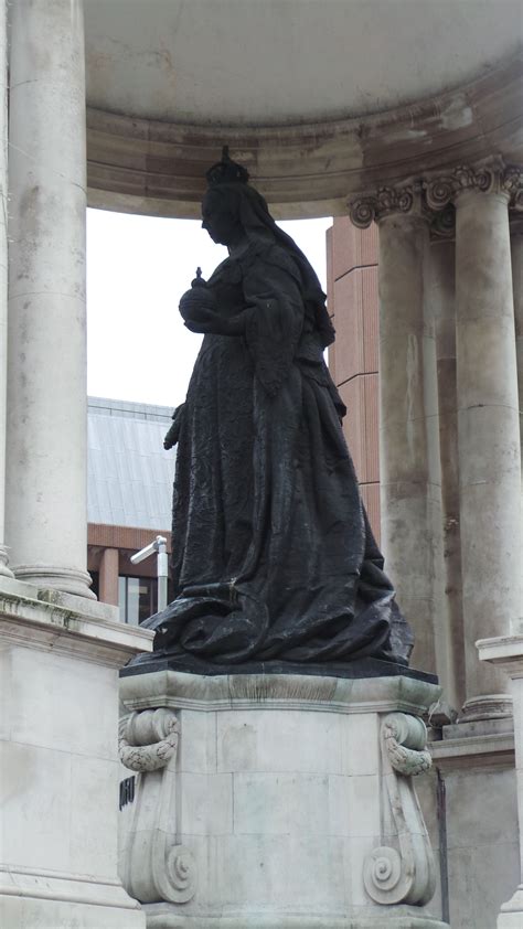 Side View Of The Queen Victoria Statue Can You See What Everyone See