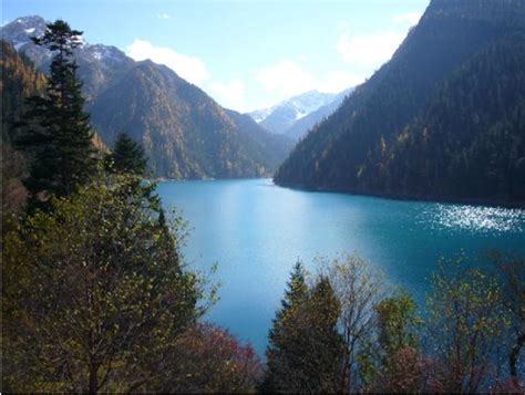 Long Lake In Jiuzhaigou National Park China National Parks Long