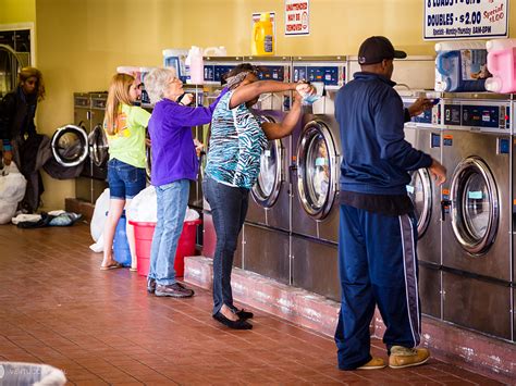 Florida Man Provides Free Laundry To Families Across The Country