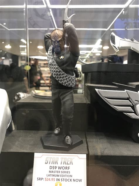 Sdcc18 Qmx Previews ‘star Trek Discovery Figure And