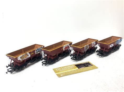 Set Of Four Hornby R6885 Ews Hea Hopper Wagons With Graffiti The