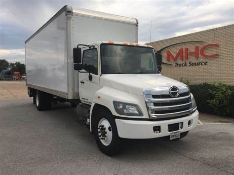 Texas truck fleet is licensed by the state of texas and offers quality trucks. 2015 Hino 268A Box Truck - 26' Dry Box Van with 2500# Lift ...