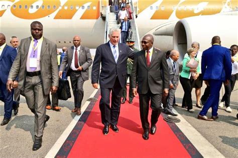 Cuban President African Tour Begins In Angola Prensa Latina