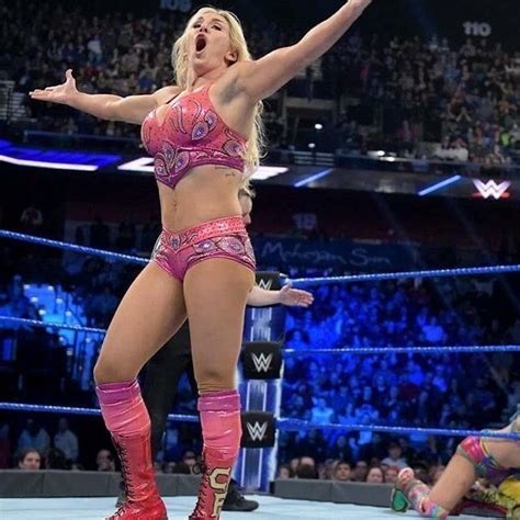 Pin By Marcos Orduno On Charlotte Flair Charlotte Flair Style Fashion