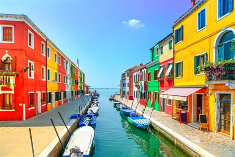 Lets Travel The World The Colorful Isle Of Burano