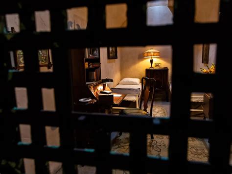 Heres What Al Capones Philadelphia Prison Cell Really Looked Like