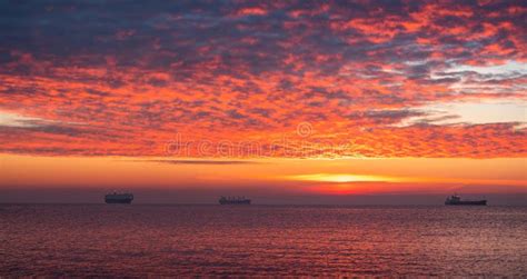 Beautiful Sunrise Over The Sea Stock Photo Image Of Ocean Sunlight
