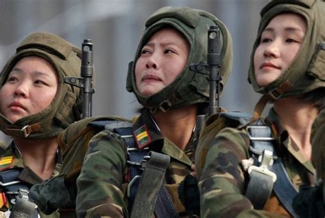 A Day In The Life Of North Korean Girls 29 Pics