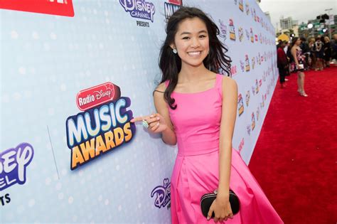 Rcn America California Tiffany Espensen Steps Out For Radio Disney Music Awards 2015