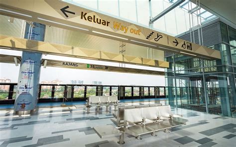 Kuala lumpur's highly connect rail system counts with an exclusive direct line to the airport. KL Sentral-Muzium Negara MRT pedestrian link opens July 17 ...