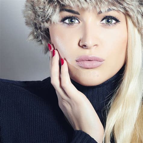 Beautiful Fashion Blond Woman In Fur Beauty Girl Winter Style Red Manicure Stock Image