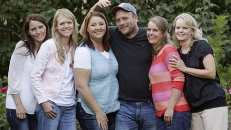 Polygamy Debate Returns To Utah Capital As Lawmaker Looks To Reduce
