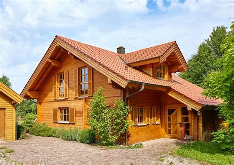 Für einige mädchen und jungen ist ihr stellenwert in der gesellschaft sehr wichtig. Alpenländischer Baustil | Fertighaus.de