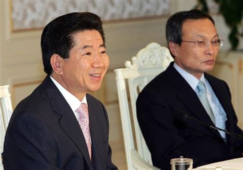 노무현 문재인 두 대통령을 배출한 부산의 변호사 사무실을 찾아서… 할머니는 유품으로 역사에 남길려고 했다는데 문재인 후보가 대통령에 당선되자 손녀가 기뻐서 공개했다고 한다. 노무현의 "썩어빠진 언론" 메모와 이해찬의 '역사의 반역자' 발언 ...