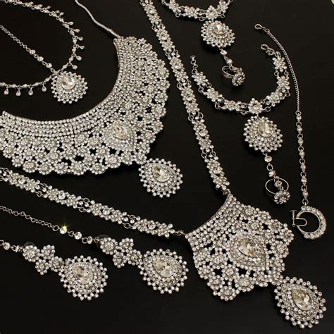 All gold and silver testing is done via two methods ie the traditional acid test and via our niton xrf analyser, the industry standard for the testing of gold, silver and platinum, purity and carat. 6 Types of Jewellery for the Bride Other Than Gold