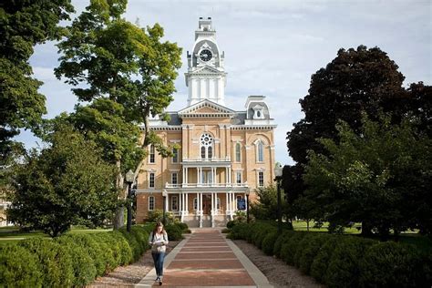 Hillsdale College Rankings Courses Admissions Tuition Fee Cost Of Attendance And Scholarships