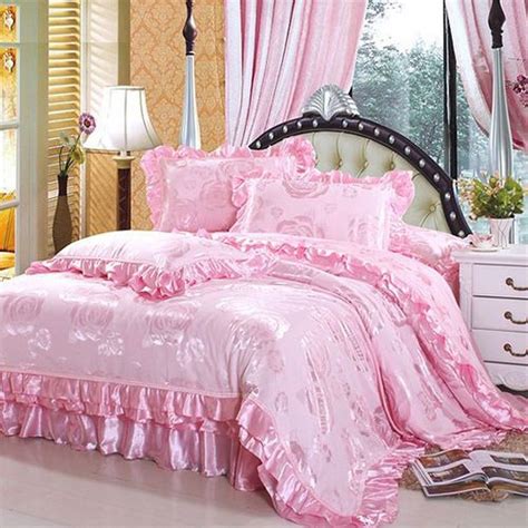 20 Pretty And Girly Bedding Set Designs You Will Love Bed Linens
