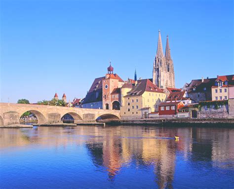 Informationen des agenturbezirks regensburg mit den geschäftsstellen neumarkt und kelheim. Traditional Regensburg (Classic) | tourismus.regensburg.de
