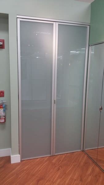Glass and mirror outlet is the premier supplier and installer of glass shower doors, mirrors, glass walls for your home by: Bifold Closet Doors | Creative Mirror & Shower