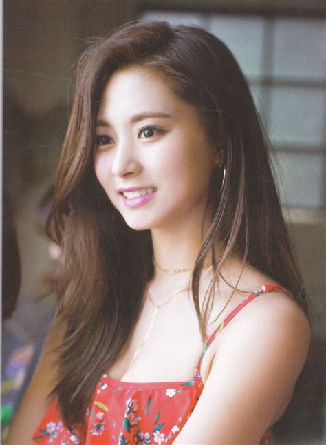 twice tzuyu beautiful smile gadis gadis korea nayeon