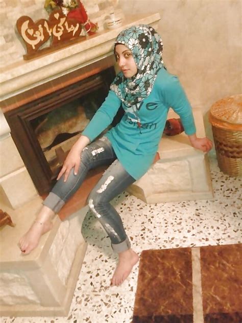 Hot Hijab Arab Paki Turkish Feet Babes Heels Photo