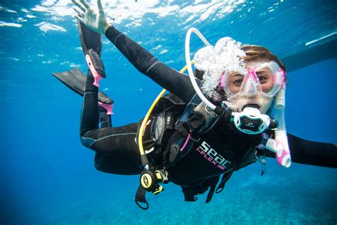 5 Important Reasons To Take The Padi Rescue Diver Course