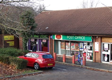 Walton Post Office Chesterfield © Neil Theasby Cc By Sa20