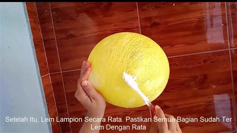 Lampion terbang mirip dengan balon udara kecil, terbuat dari kertas minyak dan sumber api sederhana. Cara membuat lampion benang karakter - YouTube
