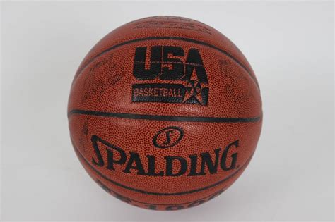 The 12 players on the squad are the same dozen that were reported earlier. 2008 USA Men's Olympic Team (Gold Medal Winners) Team-Signed Spalding USA Basketball 13 Sigs ...