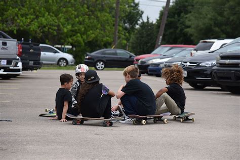World leaders arent really having calls with camel toe harris ? GFL at Houston 2018 - Parking Lot Party, The Boardr