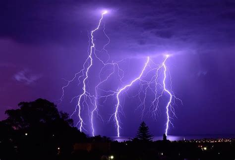 Lightning Storms Purple Lightning Storms Purple Gewitter Lila