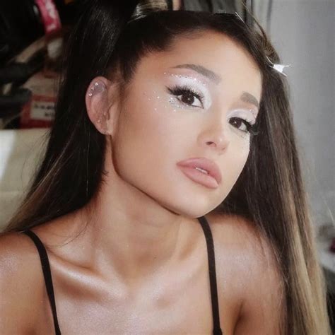 Ariana Grande No Makeup Twitter