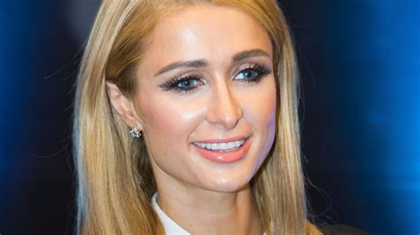 Omg Paris Hilton Snapchats Her Experience Of Getting Trapped In An