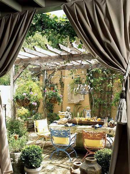 Here are a few ideas for using these evergreen decorations. Outdoor Curtains for Porch and Patio Designs, 22 Summer ...
