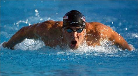 Michael Phelps Rebounds With World Record Amid Suit Controversy The New York Times