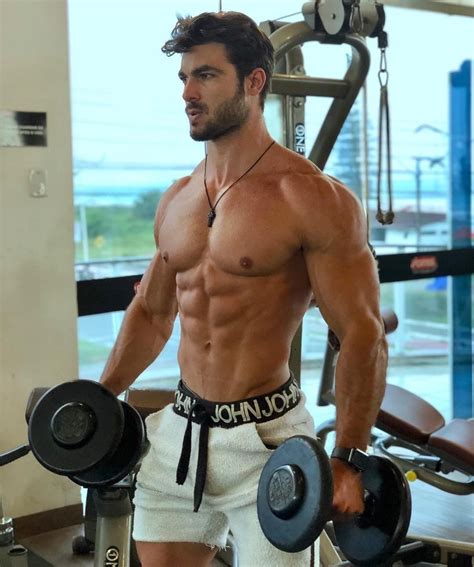 Pin By Momo On Culottes Gym Guys Muscular Men Muscle Men