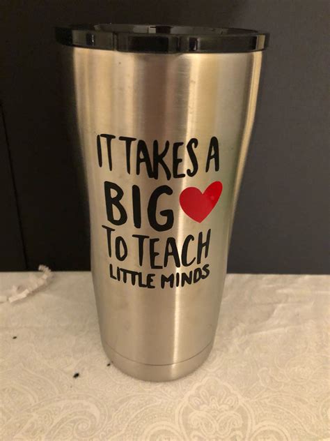 Teachers T Teachers Heart Thank You T Coffee Mug Teacher Etsy In 2020 Teacher Ts