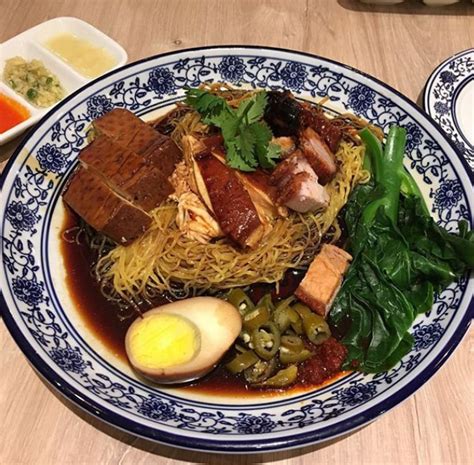 It is considered as a siu mei dish in hong kong. 10 Soya Sauce Chicken Rice Stalls For When Hawker Chan's ...