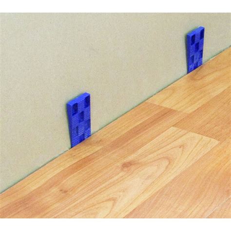 The main difference between the two is color. SET TAK-TIK - A complete set for installing laminate ...